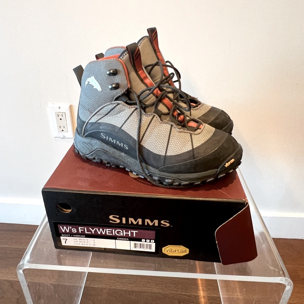 Simms Women's Flyweight Wading Boots (Great Condition)